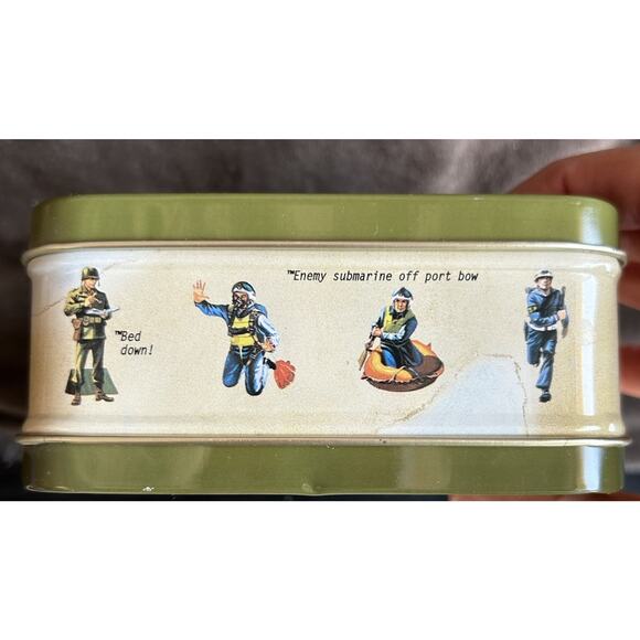 Vintage G.I. Joe Action Soldier - Mini Metal Tin Lunch Box By Hasbro Inc. 1998 - Picture 4 of 8